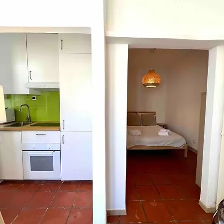 Apartment In Near Walk In 3 Min