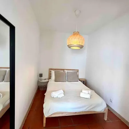 In Near Walk In 3 Min Apartment *